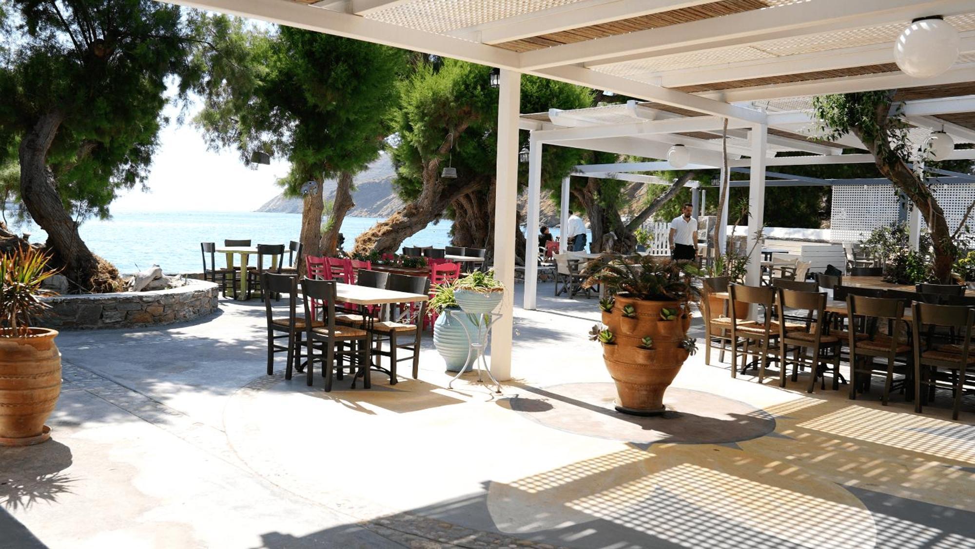 Lakki Village 3*